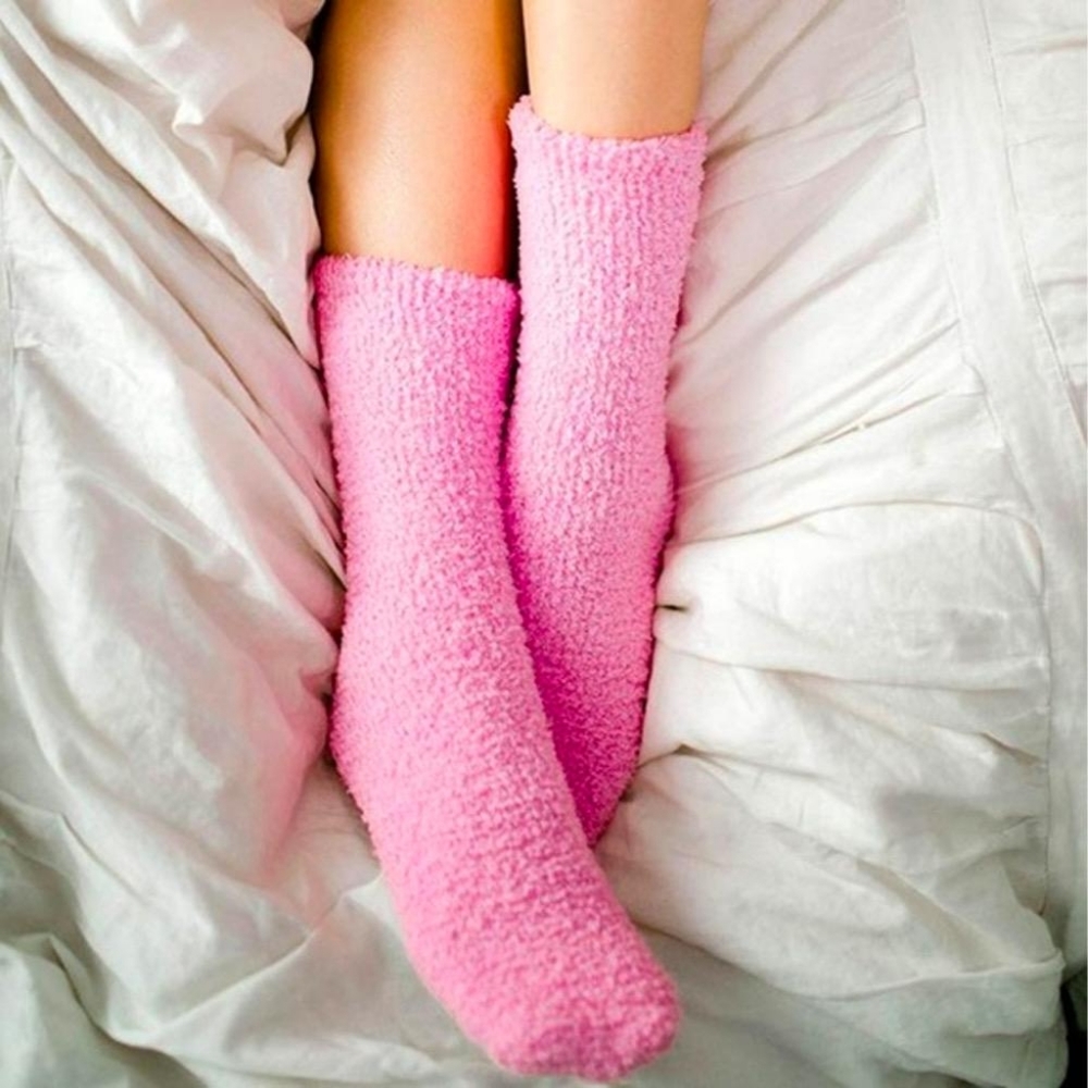 Pink Cupcake Wine Fuzzy Socks Gripper Bottoms NEW - Picture 4 of 6